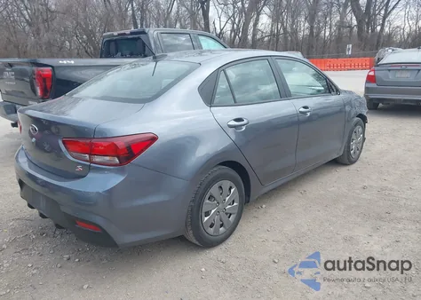 2020 Kia Rio S z USA, uszkodzony, nr VIN 3KPA24AD1LE333701